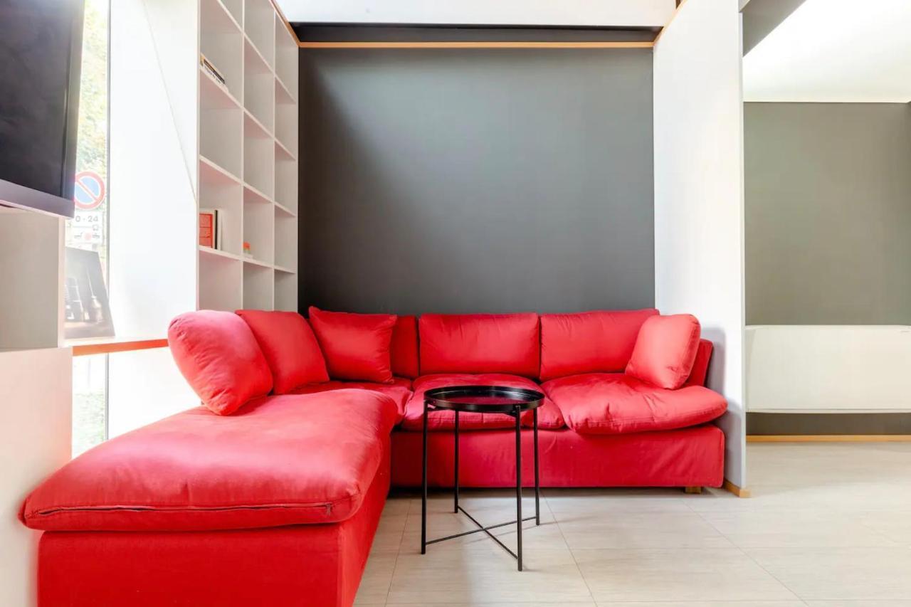 Design Spacious Loft In Navigli - Hosted By Sweetstay Milan Bagian luar foto